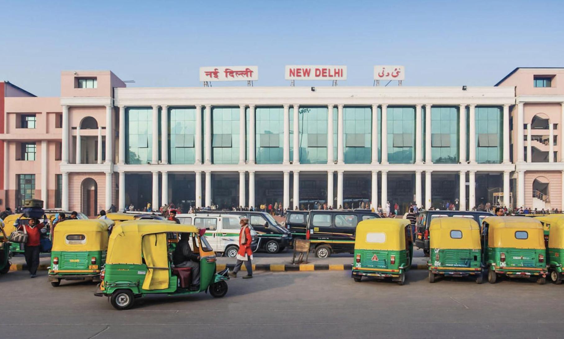 Hotel Star - Front Of Railway Station & 5 Minute From Connaught Place New Delhi