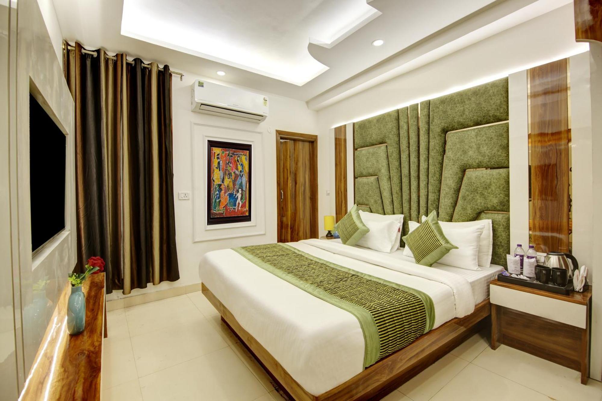 Star - Front Of Railway Station & 5 Minute From Connaught Place 4* New Delhi